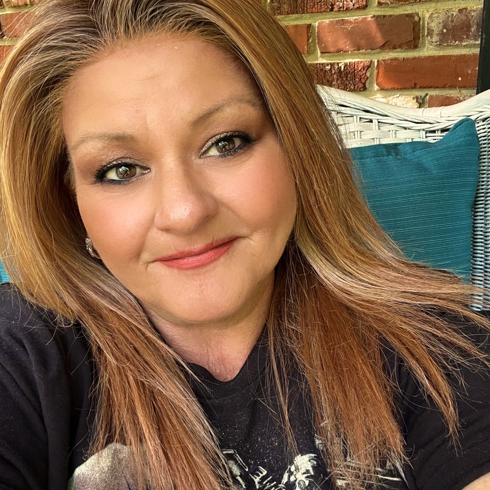 Meet your Posher, Pam